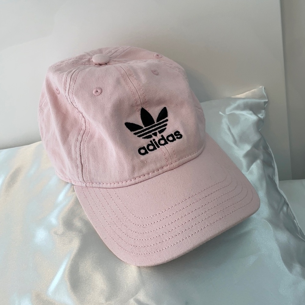 Adidas cap✨